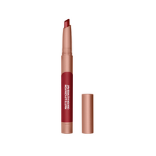 L'Oréal Matte Lip Crayon 113 Brulee Ever featuring a creamy formula for precise application and long-lasting wear.