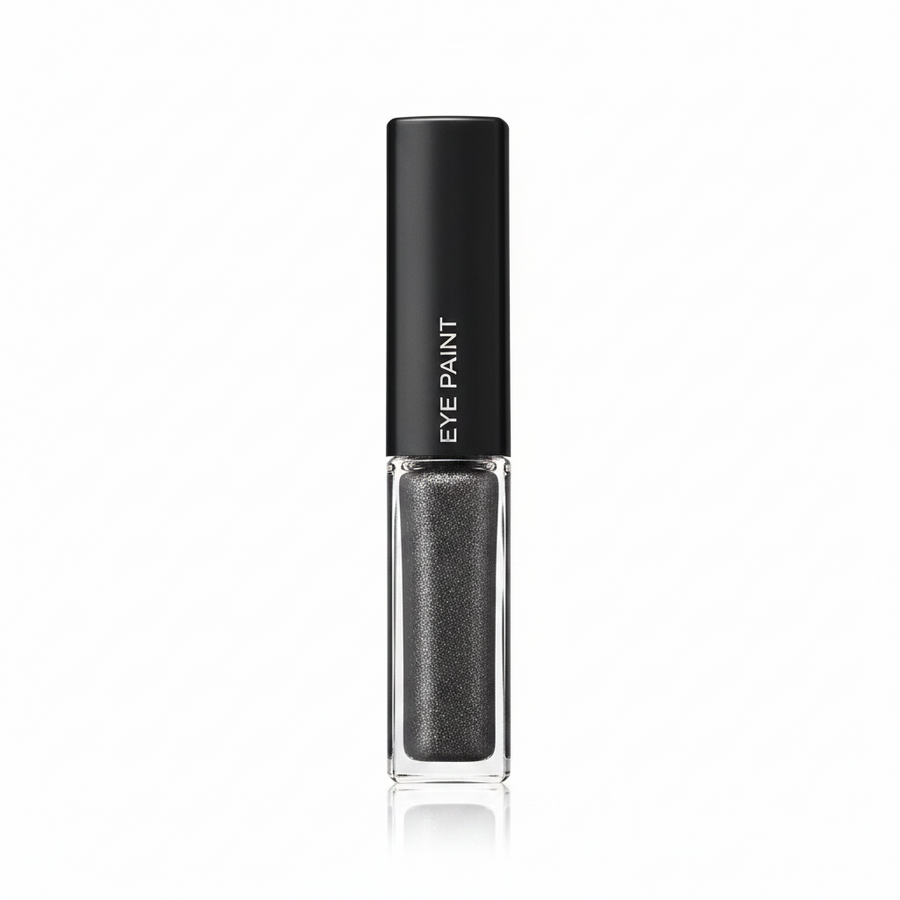 L'Oréal Paris Infallible Eyeshadow Paint in shade 203 Iconic Silver with intense silver pigment and a long-lasting metallic finish.
