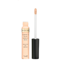Max Factor Facefinity All Day Flawless Concealer in 020 providing smooth, full coverage with comfortable all-day wear.