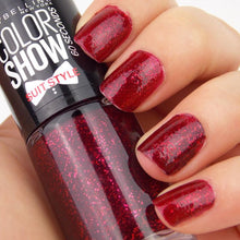 Maybelline Color Show Suit Style Nail Polish shade 444 Red Reaction delivering rich red color with a high-shine, chip-resistant finish.