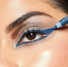 Maybelline New York Tattoo Liner Gel Pencil 921 Deep Teal with a waterproof gel formula, creamy texture, and long-lasting smudge-resistant finish.