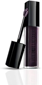 Close-up of the Maybelline Vivid Hot Lacquer Lipstick 82 Slay It applicator, designed for precise, even application of the smooth liquid lipstick formula.